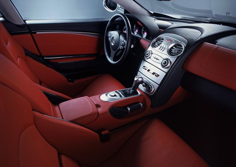  Mercedes-Benz SLR McLaren 2003 года  (фото 67 из 319)